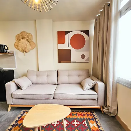 Design Flat Apartment *